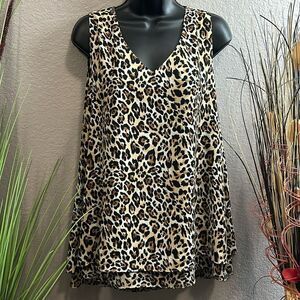 #110 EST. 1946 sleeveless animal print, V-neck tiered, high low tank style size